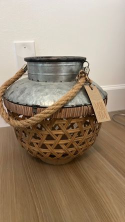 Moda Home Wicker and Galvanized Metal Lantern