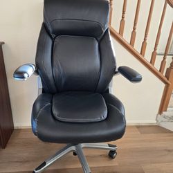 LAZBOY CHAIR open box 