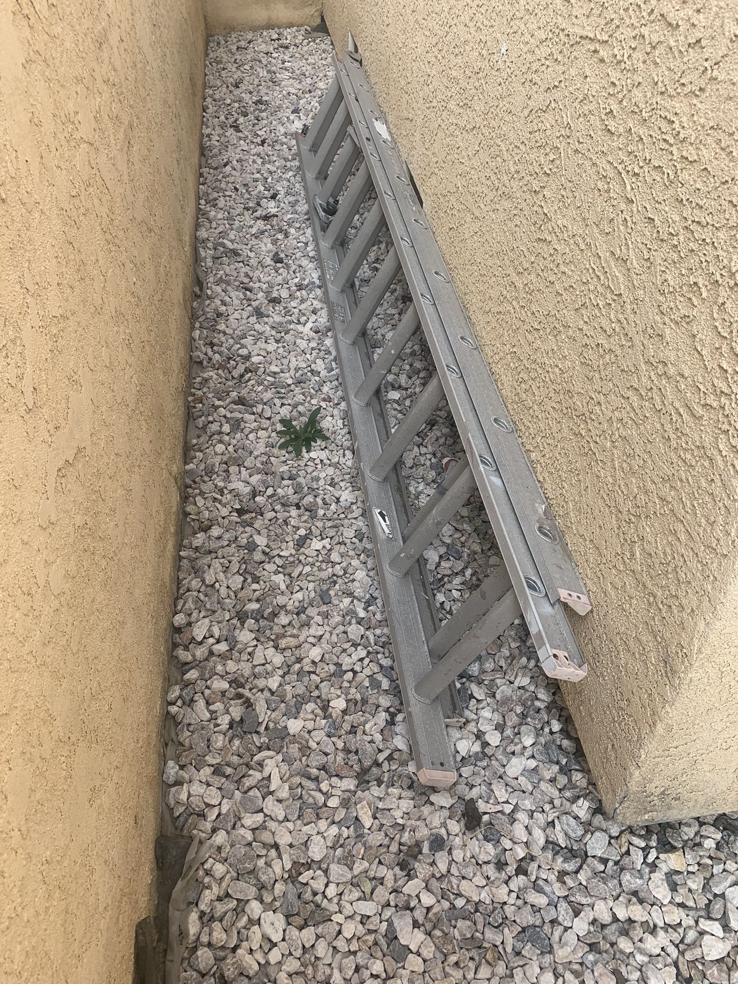 20 Foot Aluminum Ladder