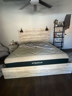 King size bed