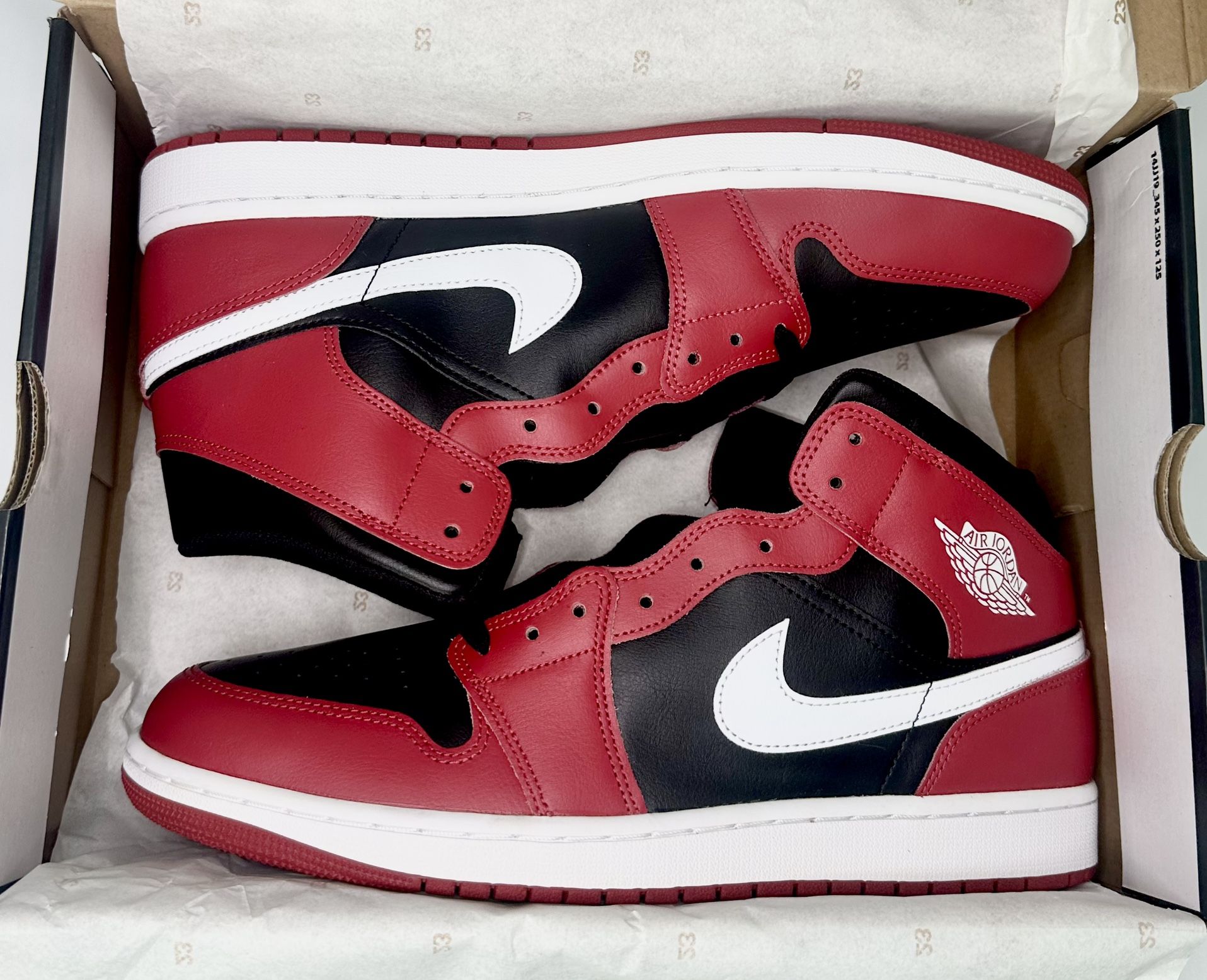 Air Jordan 1 Mid