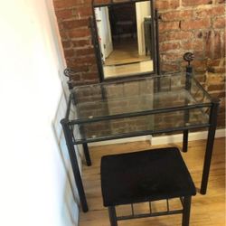 Vanity Desk And Headboard 