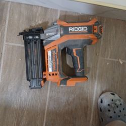 Ridgid Cordless Brushless 18 Gauge Finish Nailer 