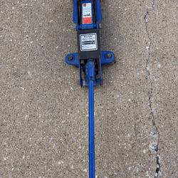 Hydraulic Floor Jack 4000 LB. Capacity 