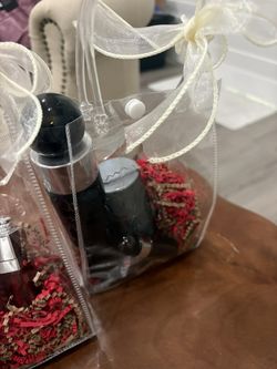 Perry Ellis Gift Bag