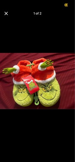 Grinch Crocs