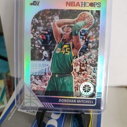 Jazz Donovan Mitchell Refractor Card