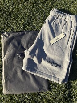 Essential Shorts “Dark Oatmeal”