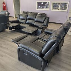 New recliner sofa and loveseat on sale now