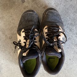 Girls Softball Cleats Size 7.5