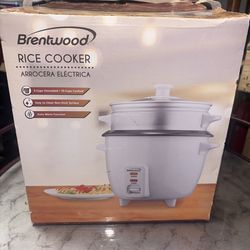 New Rice Cooker 5 Cup Brentwood