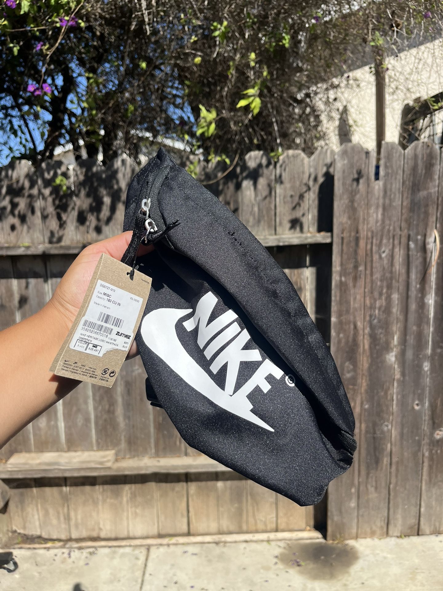 Nike Unisex Fanny Pack Brand New With Tags Still On 