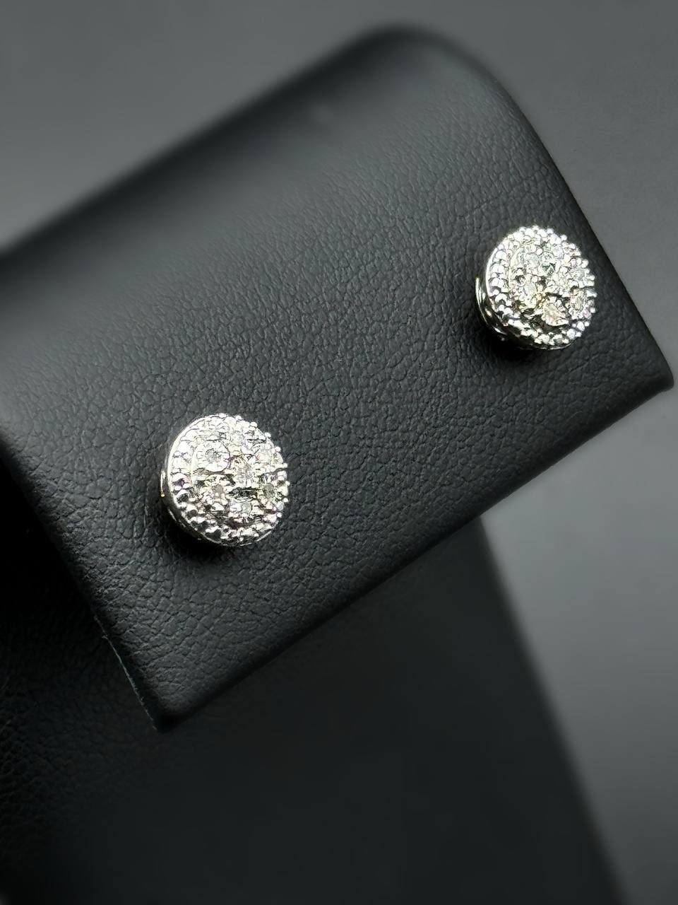 925 sterling silver 0.14CTW Diamond illusion setting stud earrings