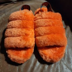 UGG Fluff Yeah Woman's Size 10