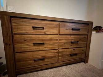 Wood dresser