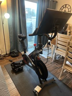 Peloton Bike