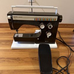 Viking Husqvarna 6440 Sewing Machine 