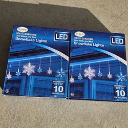 COLOR CHANGING SNOWFLAKE LIGHTS 