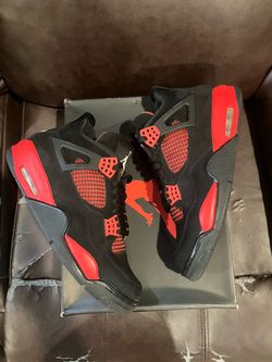 Nike air Jordan 4 retro Red Thunder Size 10