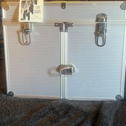 Aluminum Wheeled Lockable Tote