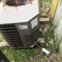 AC Unit ( Unidad De AC )