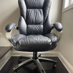 Old Office Chair (Minor Wear)