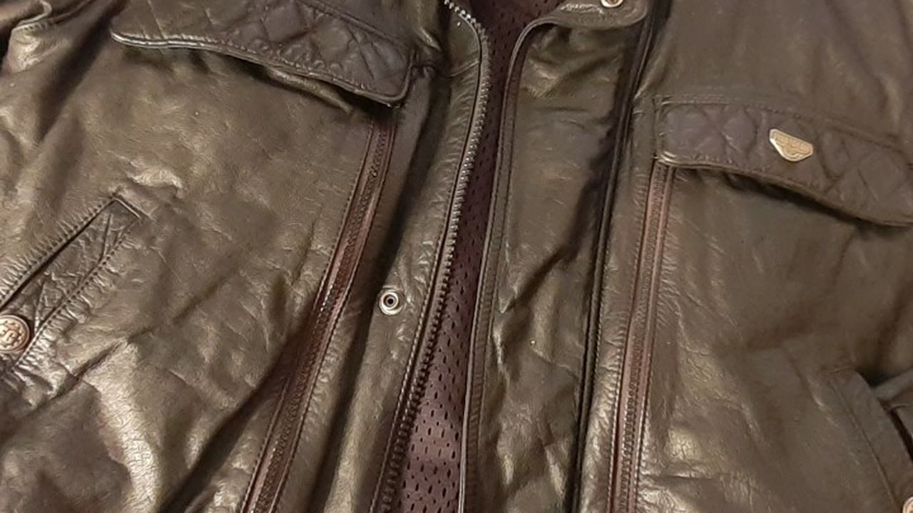 Vintage First Gear By Hein Gericke Mens Motorcycle Black Leather Jacket Size 44.
