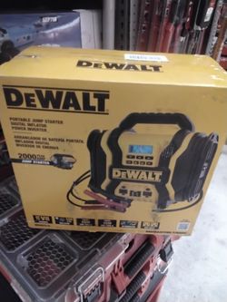 DeWalt 2000A Portable Jump Starter & Inflator
