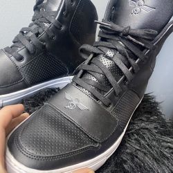 Tenis