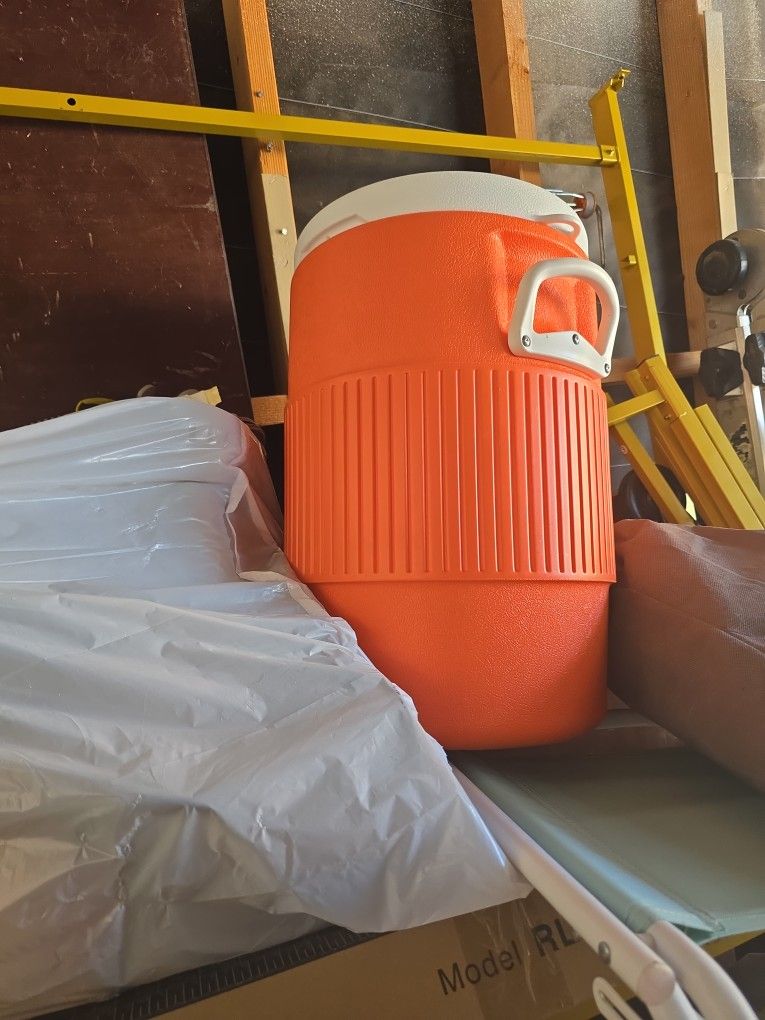 Igloo 5 gal