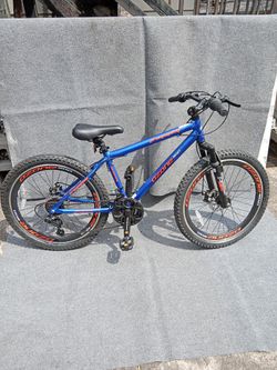 Ozone 500 Boys' Fragment 24 in 21-Speed Mountain Bike