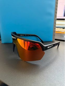 Men’s sunglasses for activies