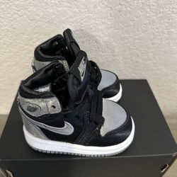 Toddlers Nike Jordan 1 Retro High OG Size 2c