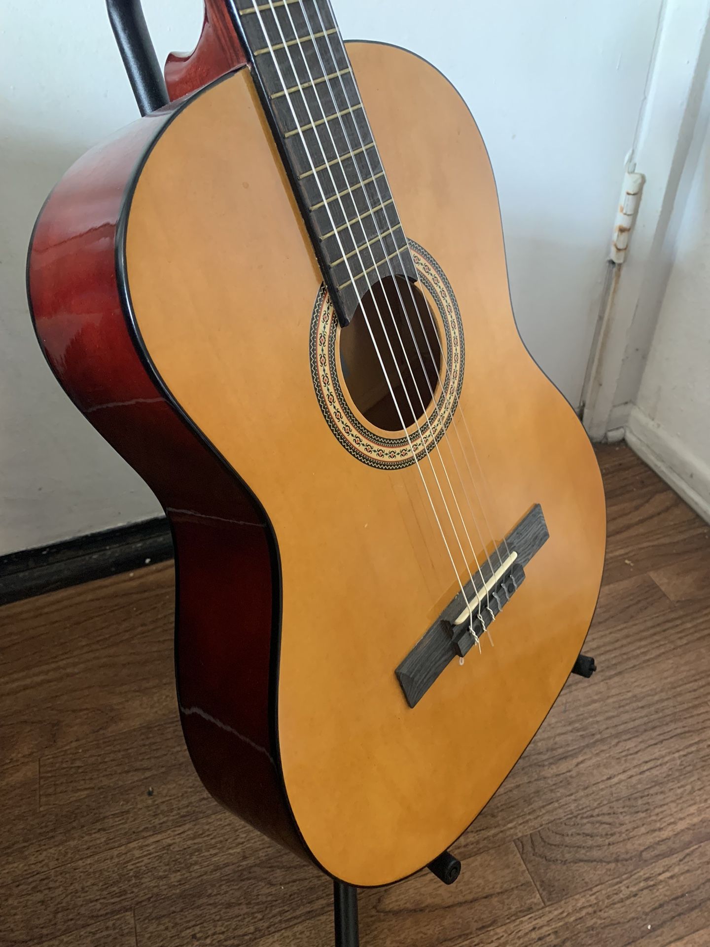 Hua Wind Classical Acoustic Guitar - Nylon String