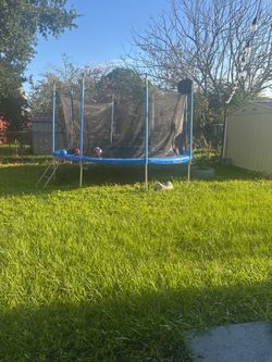 Outdoor Trampoline with Safety Net and Ladder