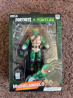 Neca Fortnite TMNT Mikey