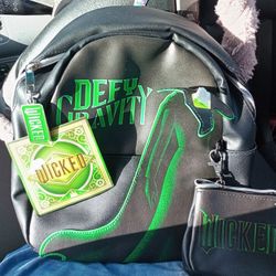 BN BLACK AND GREEN BACKPACK (WICKED) W 2 PC Set And Smart Watch