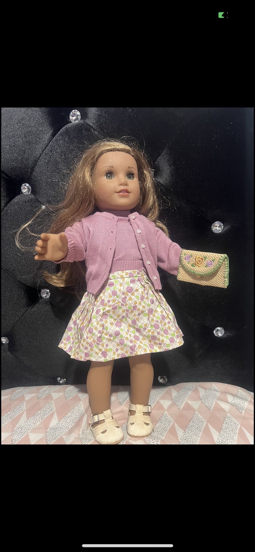 AMERICAN GIRL DOLL