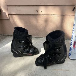 Ski Boots Size 9.5