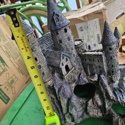 Aquarium Decoration.  Castle Large and Medium Also Large Cliff Rock 