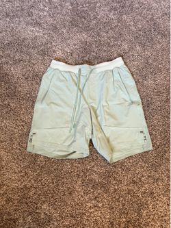 Lululemon Shorts Medium