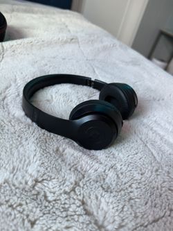 Beats Solo 3 Headphones
