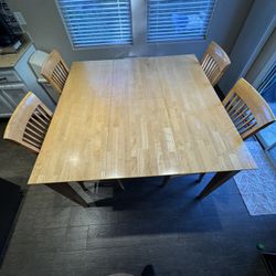 Expandable Bar Height Table & 4 Chairs