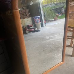 Bigger size dresser Or Wall mirror