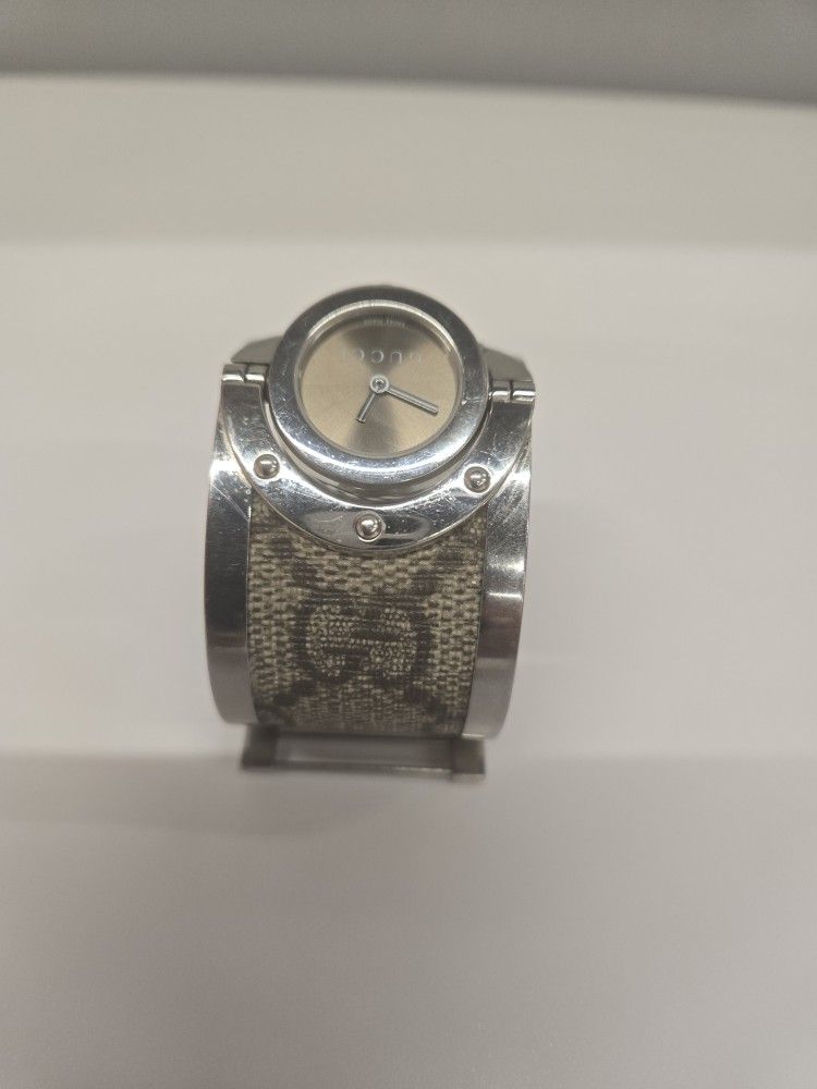 Gucci Twirl Women's Watch