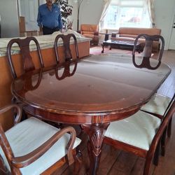Dining table with six cheer