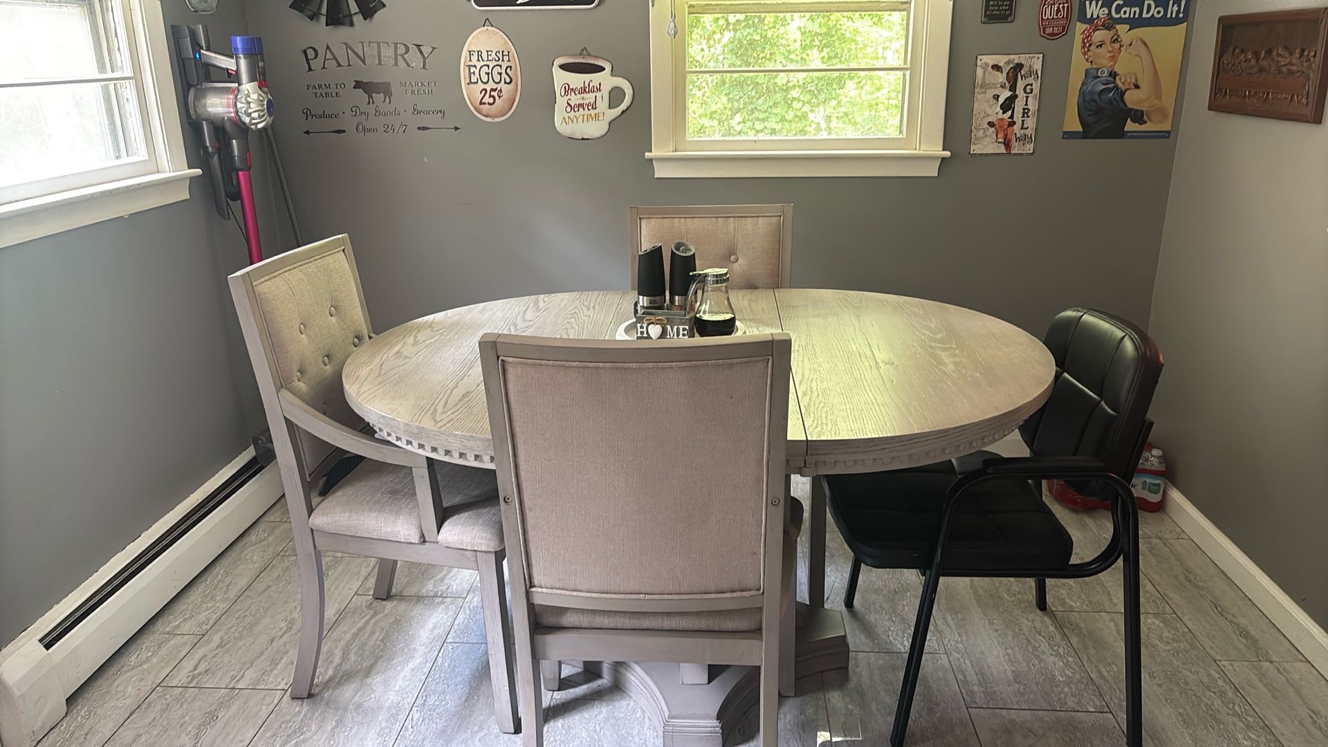 Kitchen Table And 3 Chairs