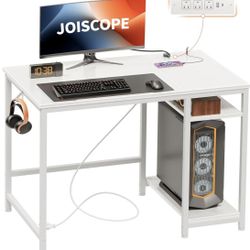 40in Gaming Desk With Built In Outlets 