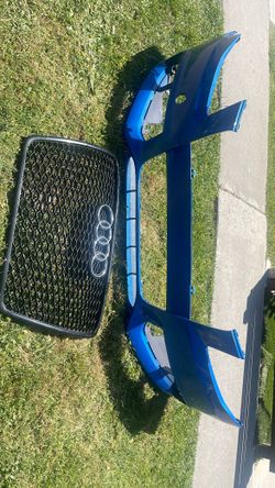 Audi Front Bumper/Honeycomb Grill