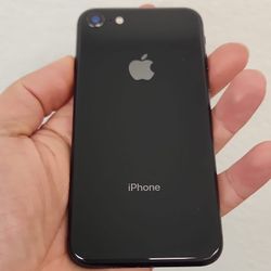 🎶 Iphone 8 🔛64gb unlock ➰for any sim
